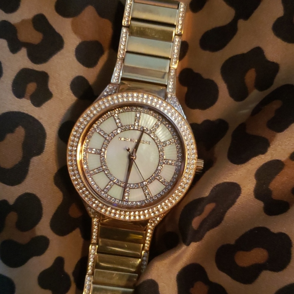 Watch - Picture 2 of 2